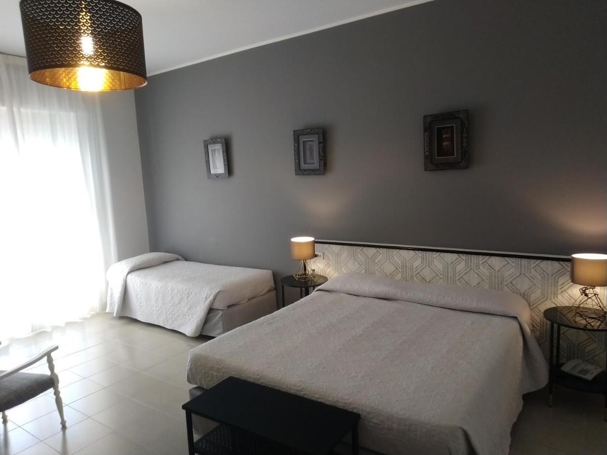 Naxos Hotel 2*
