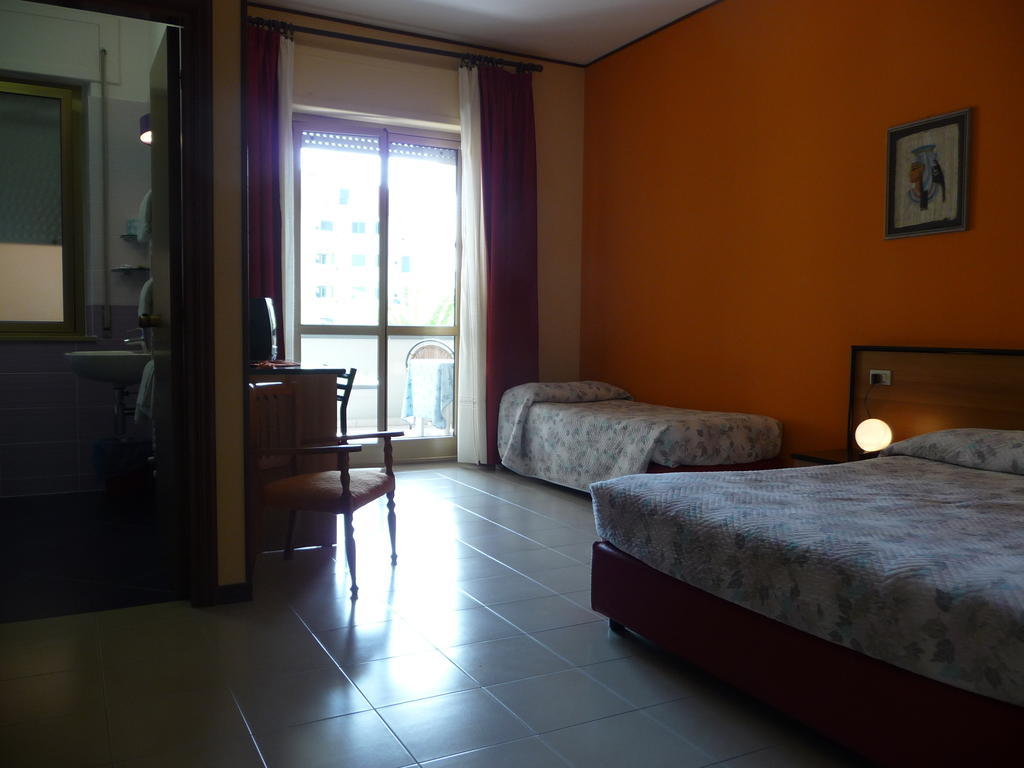 Hotel Naxos 2*